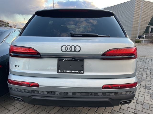 2025 Audi Q7 Premium Plus