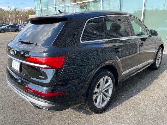 2025 Audi Q7 Premium Plus