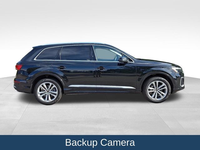 2025 Audi Q7 Premium Plus