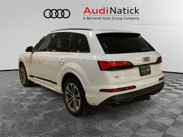 2025 Audi Q7 Premium Plus