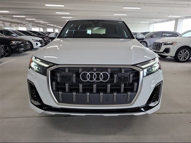 2025 Audi Q7 Premium Plus