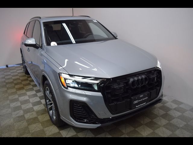 2025 Audi Q7 Premium Plus