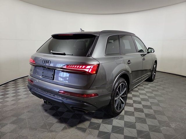 2025 Audi Q7 Premium Plus