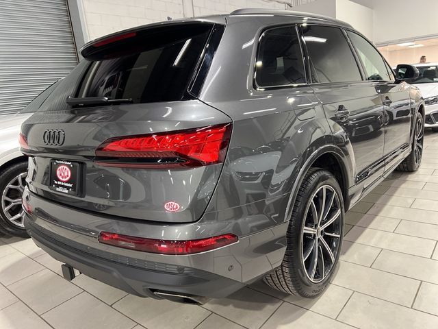 2025 Audi Q7 Premium Plus