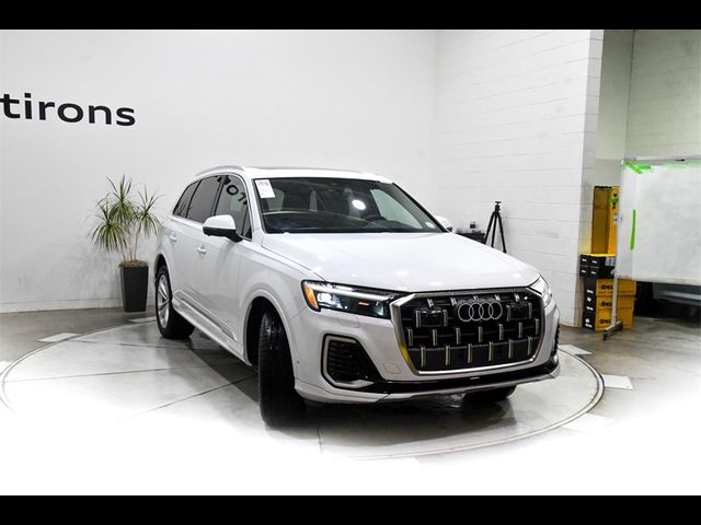 2025 Audi Q7 Premium Plus