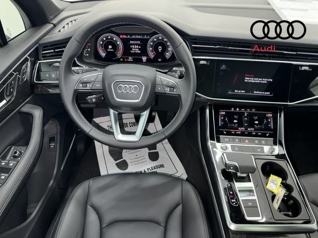 2025 Audi Q7 Premium Plus