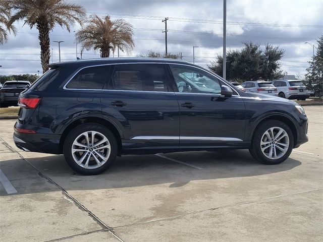 2025 Audi Q7 Premium Plus