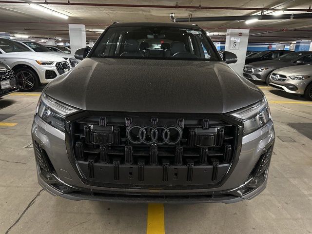 2025 Audi Q7 Premium Plus