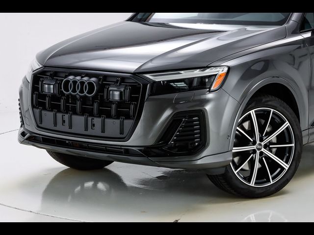 2025 Audi Q7 Premium Plus