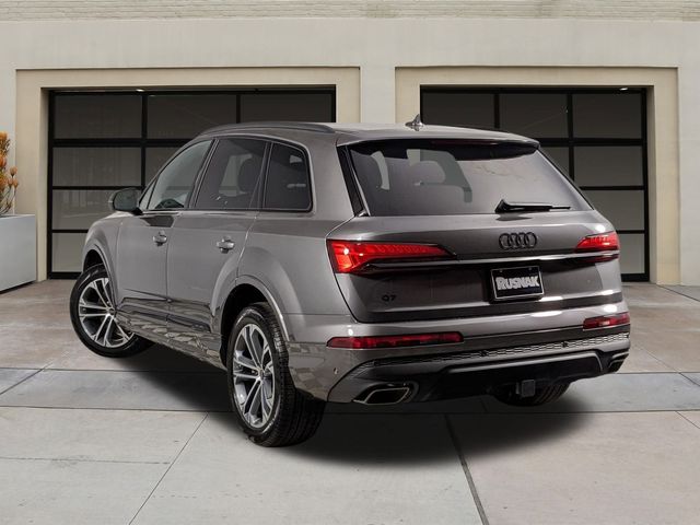 2025 Audi Q7 Premium Plus