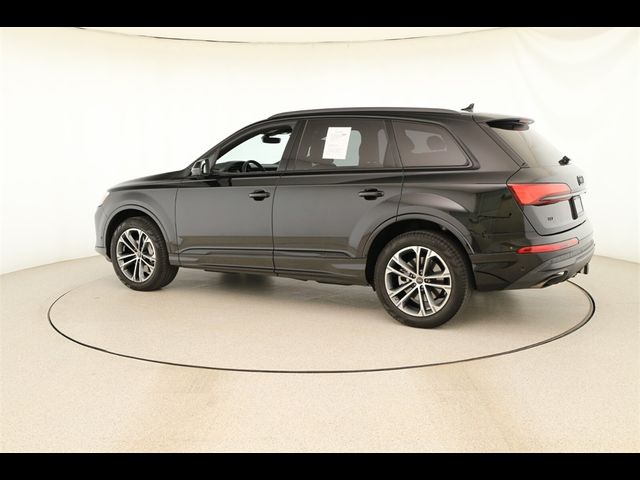 2025 Audi Q7 Premium Plus