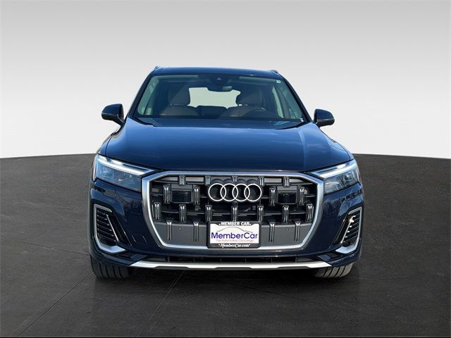 2025 Audi Q7 Premium Plus