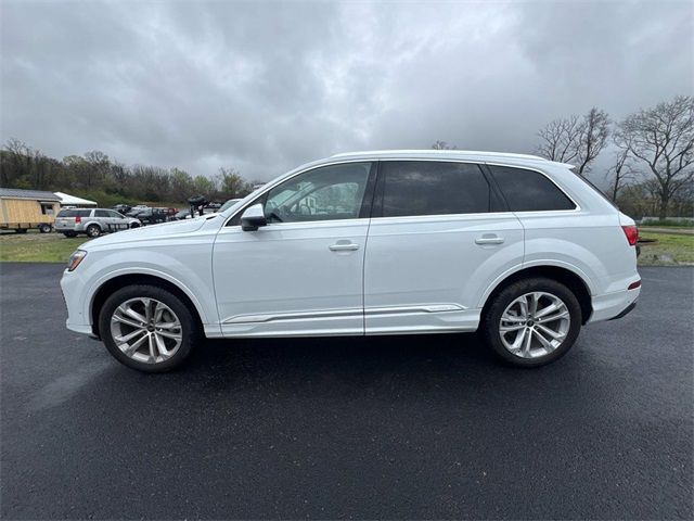 2025 Audi Q7 Premium Plus