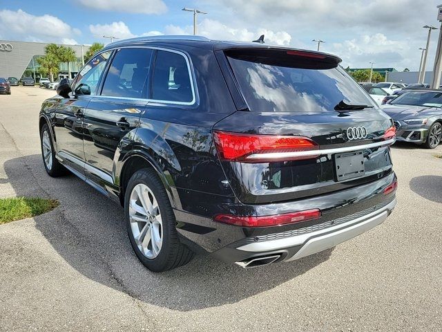 2025 Audi Q7 Premium Plus