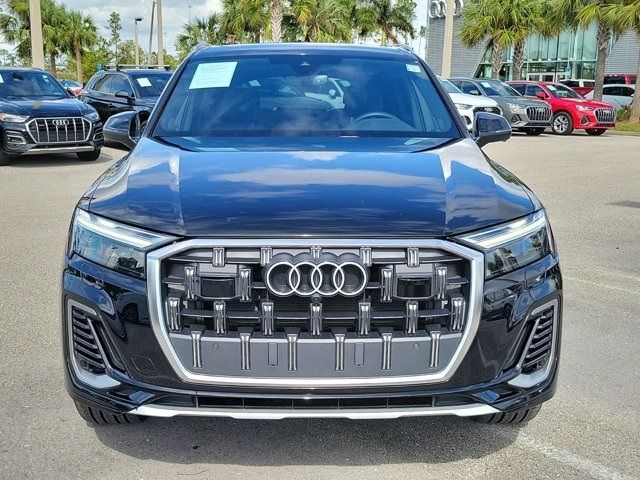 2025 Audi Q7 Premium Plus