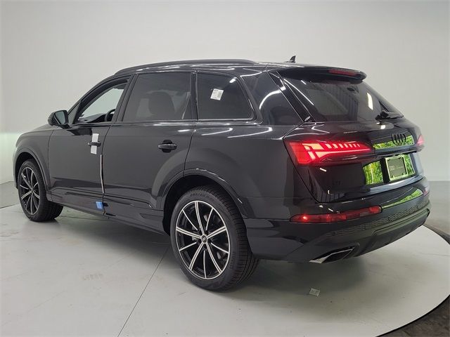 2025 Audi Q7 Premium Plus