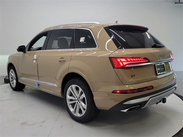 2025 Audi Q7 Premium Plus