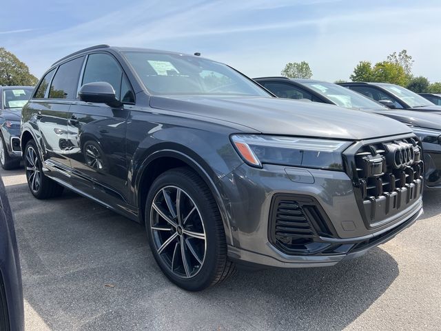 2025 Audi Q7 Premium Plus