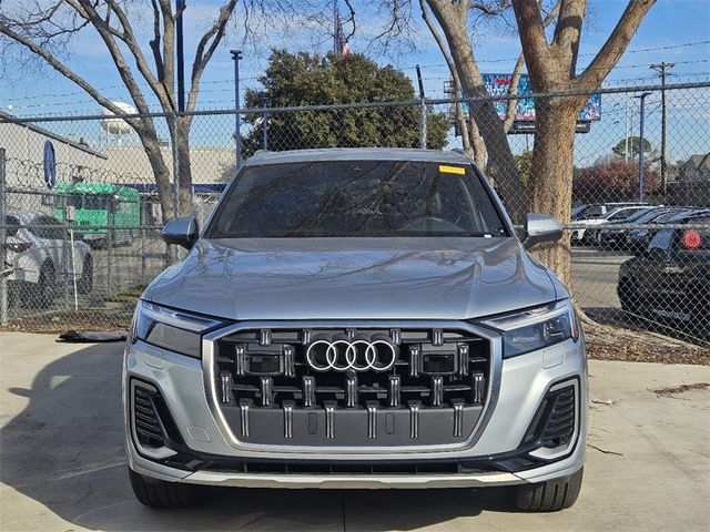 2025 Audi Q7 Premium Plus