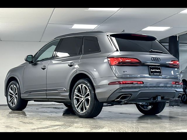 2025 Audi Q7 Premium Plus