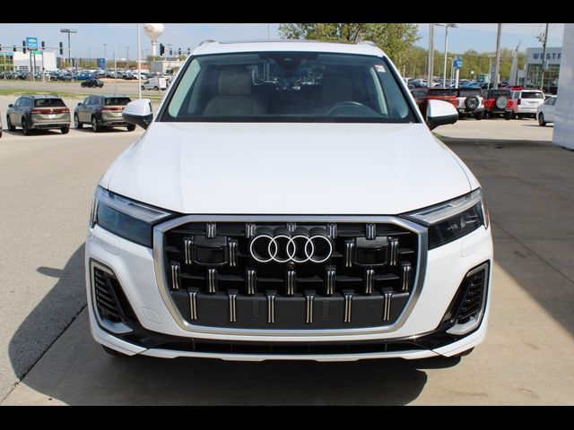 2025 Audi Q7 Premium Plus
