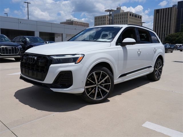 2025 Audi Q7 Premium Plus