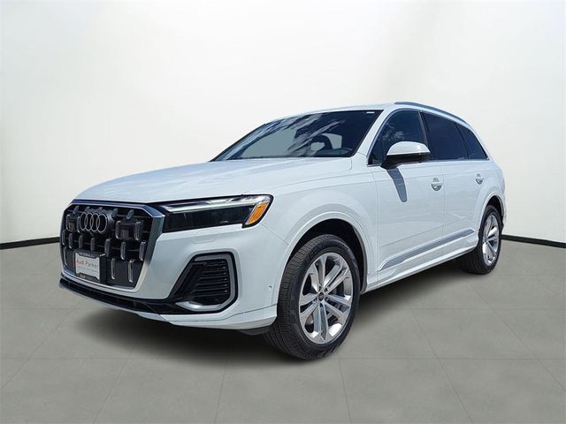 2025 Audi Q7 Premium Plus