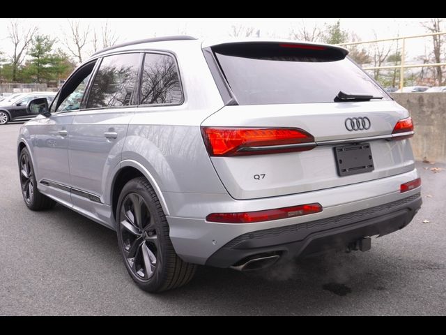 2025 Audi Q7 Premium Plus