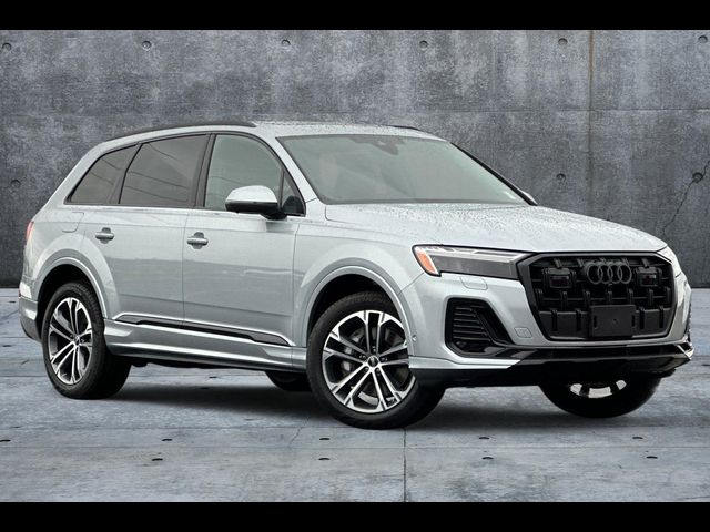 2025 Audi Q7 Premium Plus