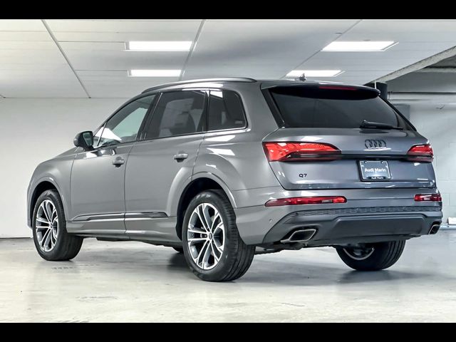 2025 Audi Q7 Premium Plus