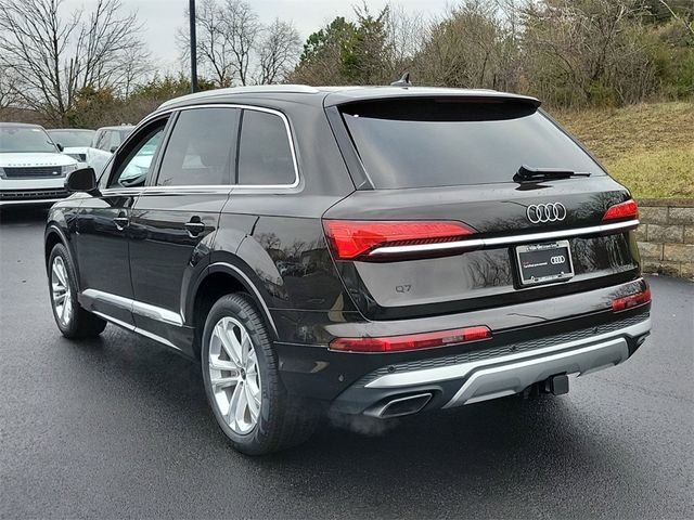 2025 Audi Q7 Premium Plus