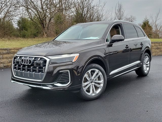 2025 Audi Q7 Premium Plus