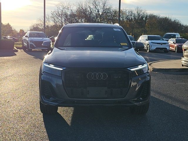 2025 Audi Q7 Premium Plus