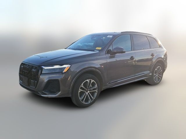 2025 Audi Q7 Premium Plus