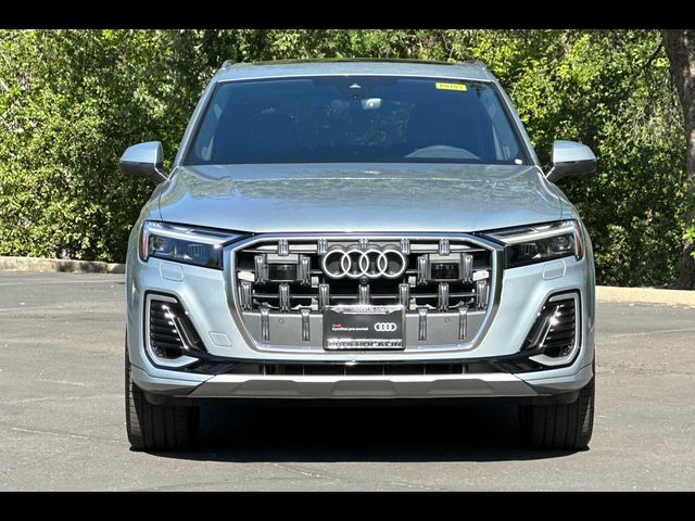 2025 Audi Q7 Premium Plus