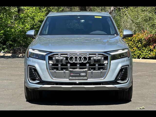 2025 Audi Q7 Premium Plus