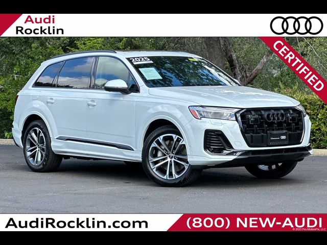 2025 Audi Q7 Premium Plus