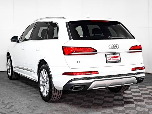 2025 Audi Q7 Premium