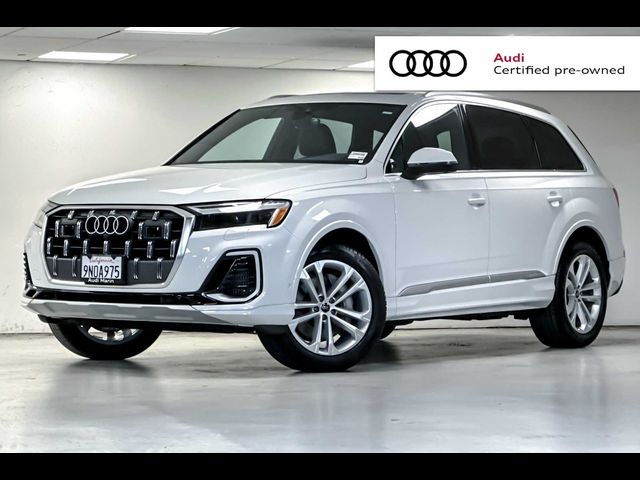 2025 Audi Q7 Premium