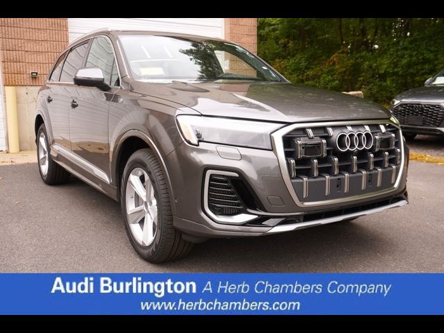 2025 Audi Q7 Premium