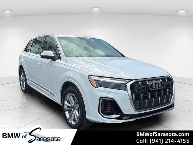 2025 Audi Q7 Premium