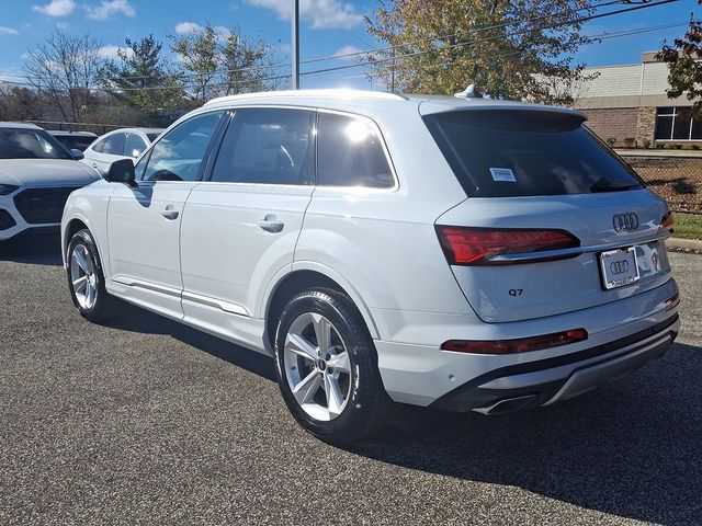 2025 Audi Q7 Premium