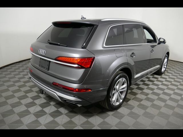 2025 Audi Q7 Premium Plus