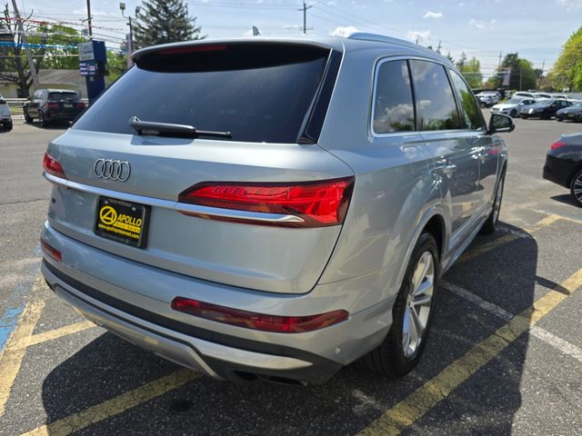 2025 Audi Q7 Premium Plus