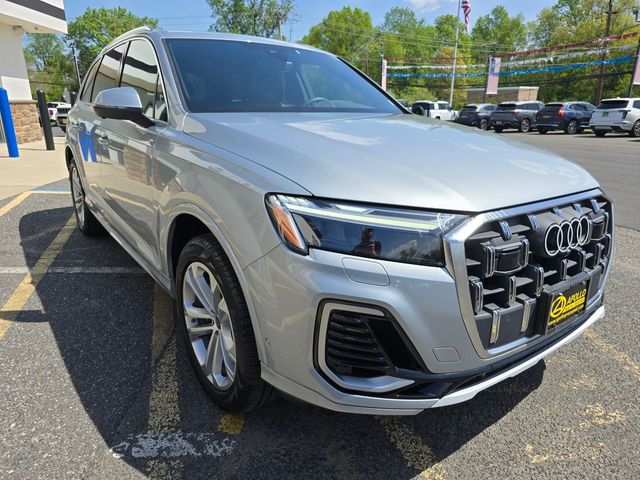 2025 Audi Q7 Premium Plus