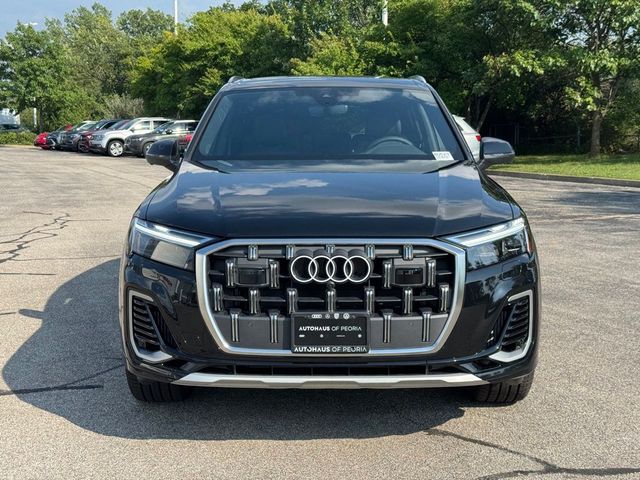 2025 Audi Q7 Premium Plus