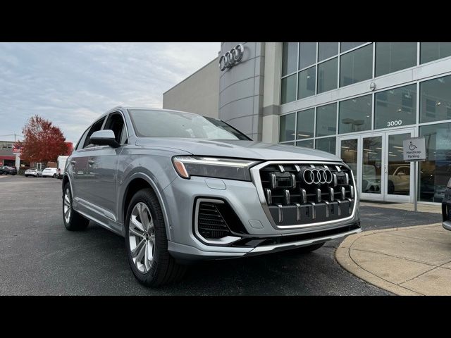 2025 Audi Q7 Premium Plus