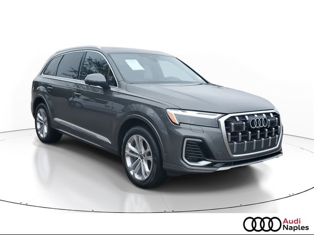 2025 Audi Q7 Premium Plus