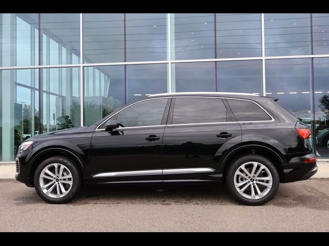 2025 Audi Q7 Premium Plus