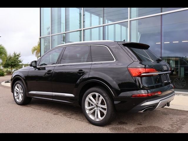 2025 Audi Q7 Premium Plus